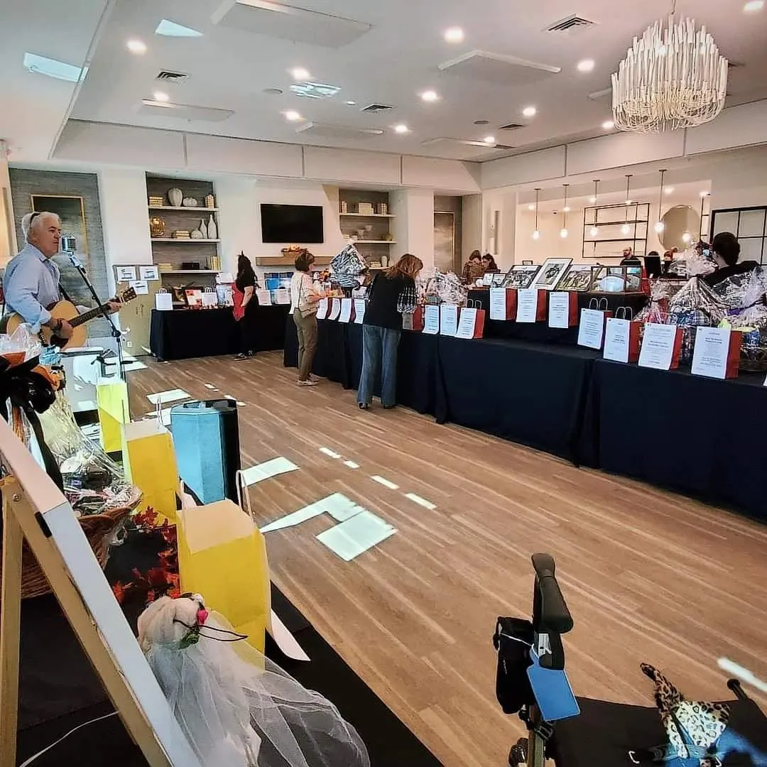 Live music for guests at Lunch With a Purpose